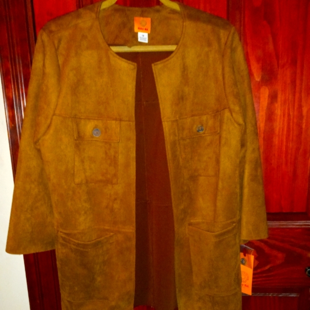Women's size 10 tan jacket. Brand new with tag